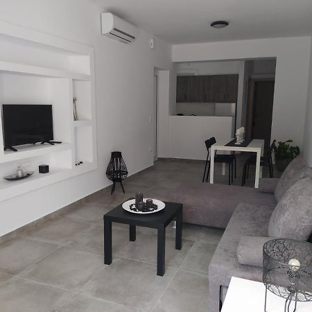 Estia - Brand New Apartment In Ermioni Village Kültér fotó
