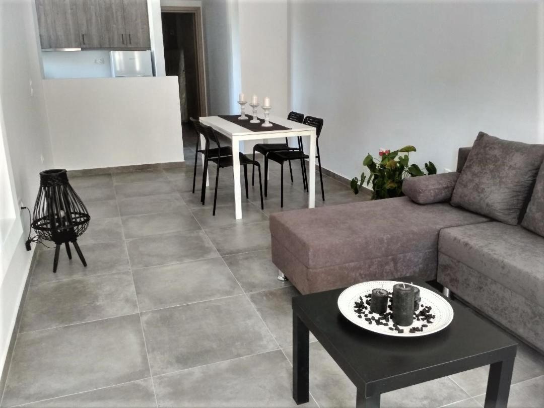Estia - Brand New Apartment In Ermioni Village Kültér fotó