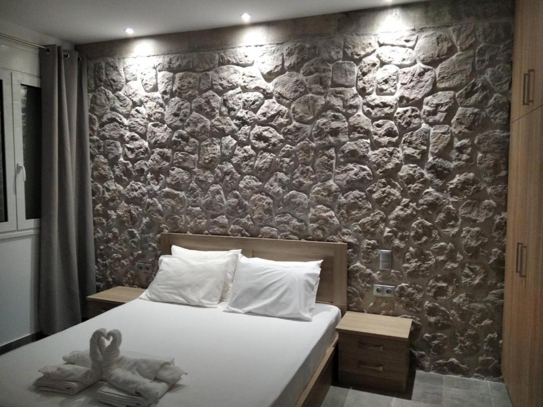 Estia - Brand New Apartment In Ermioni Village Kültér fotó